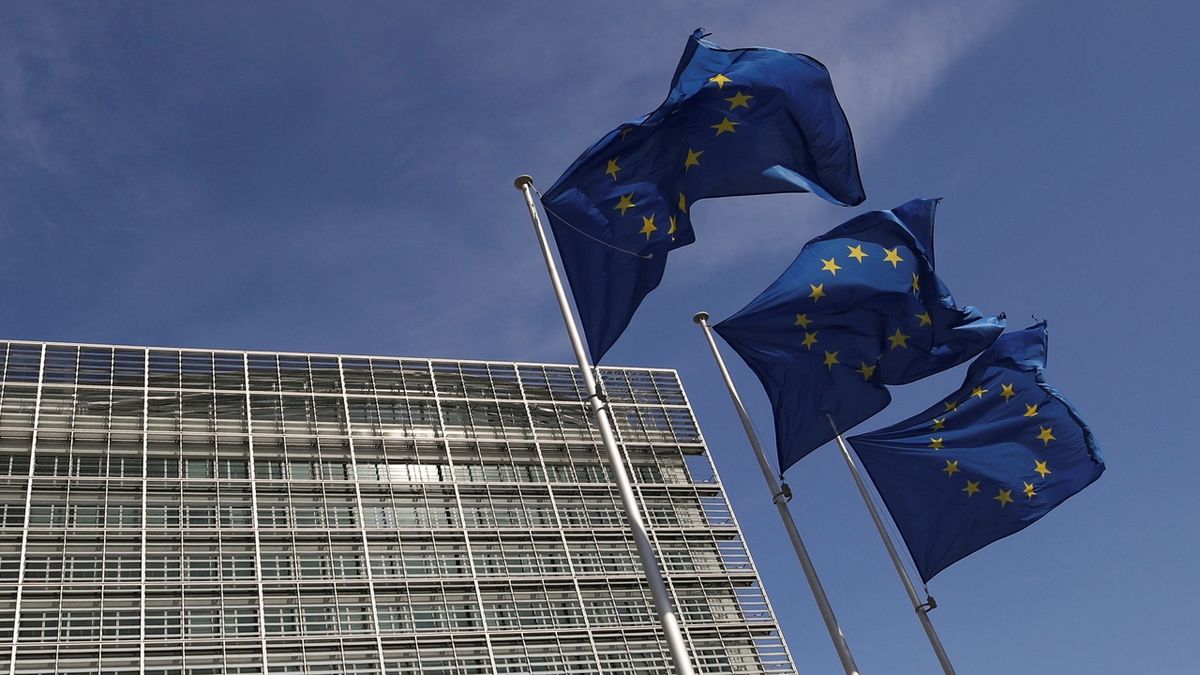 EU plánuje společný úvěr na deset miliard eur pro Ukrajinu